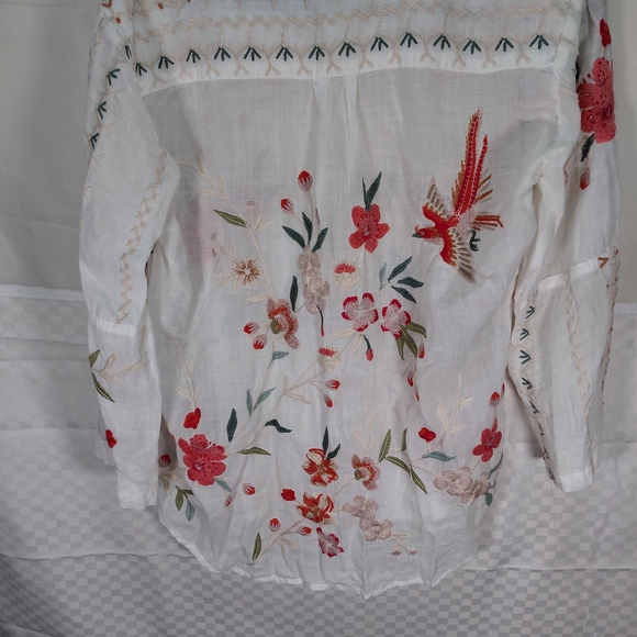 Johnny Was White Floral Embroidered Button Down Shirt - Picture 6 of 14